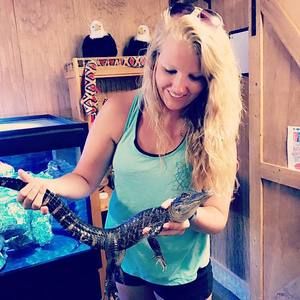 Meet your Posher, Rebekah